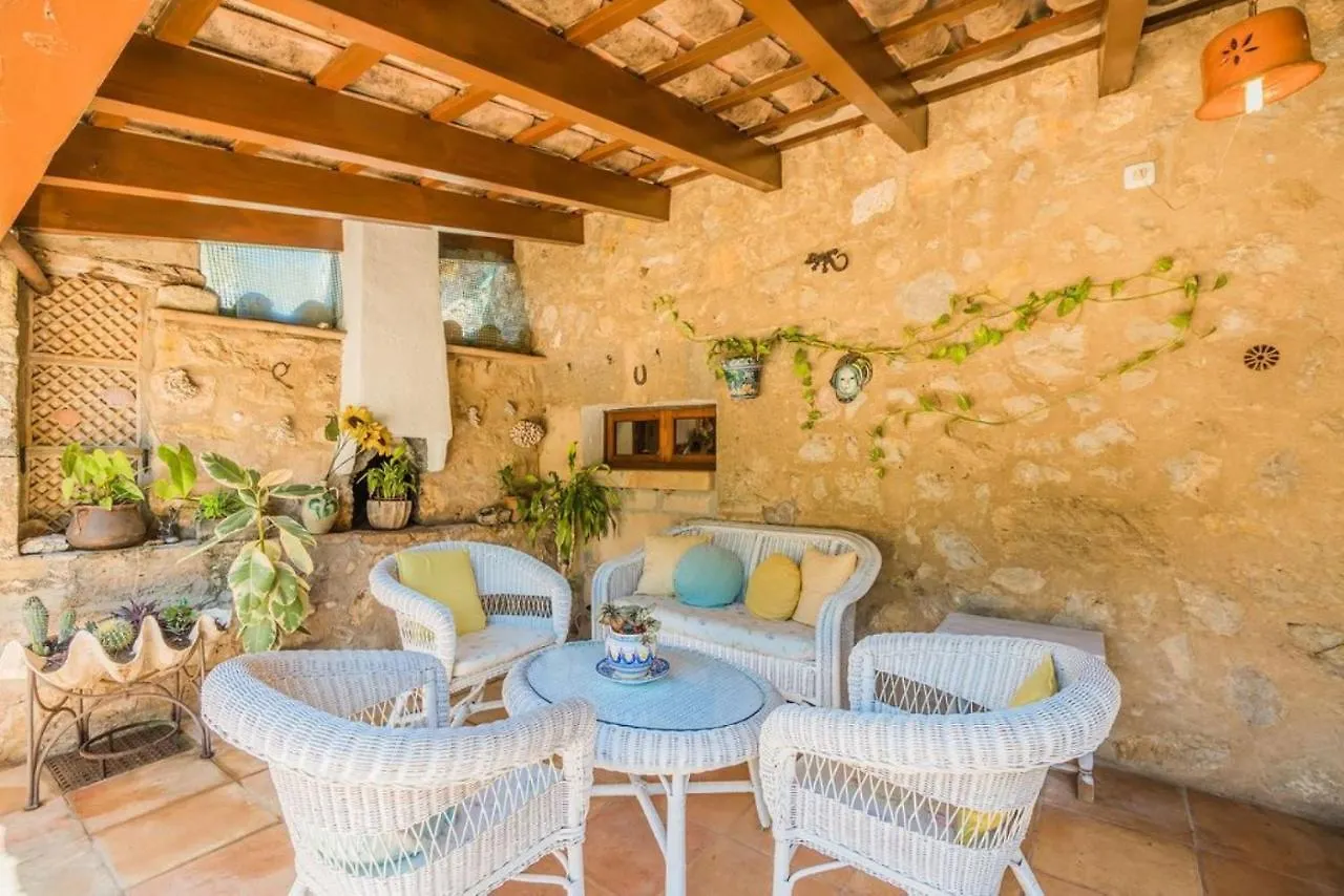 Villa Papalaia Pollença 0*,